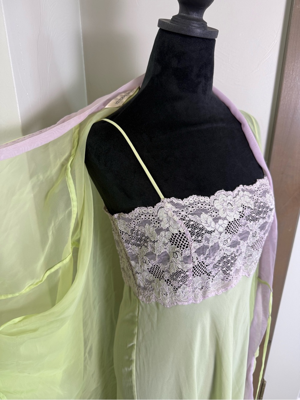 Vintage Victorias Secret Sheer Nighty & Robe Set Green Purple Lace Coquette Y2K - Picture 4 of 12